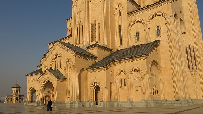 12-Georgien Tiflis Kirche aussen